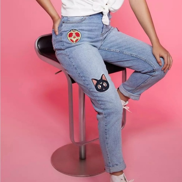 Sailor Moon Icons Embroidered Mom Jeans women’s new - Picture 4 of 16